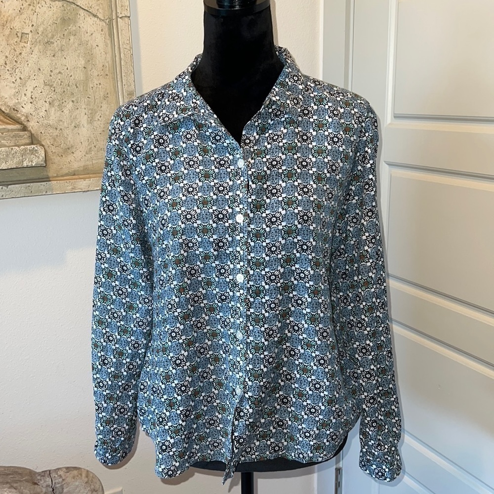 LOFT buttoned down long sleeves blueprint top blouse Sz L Petite